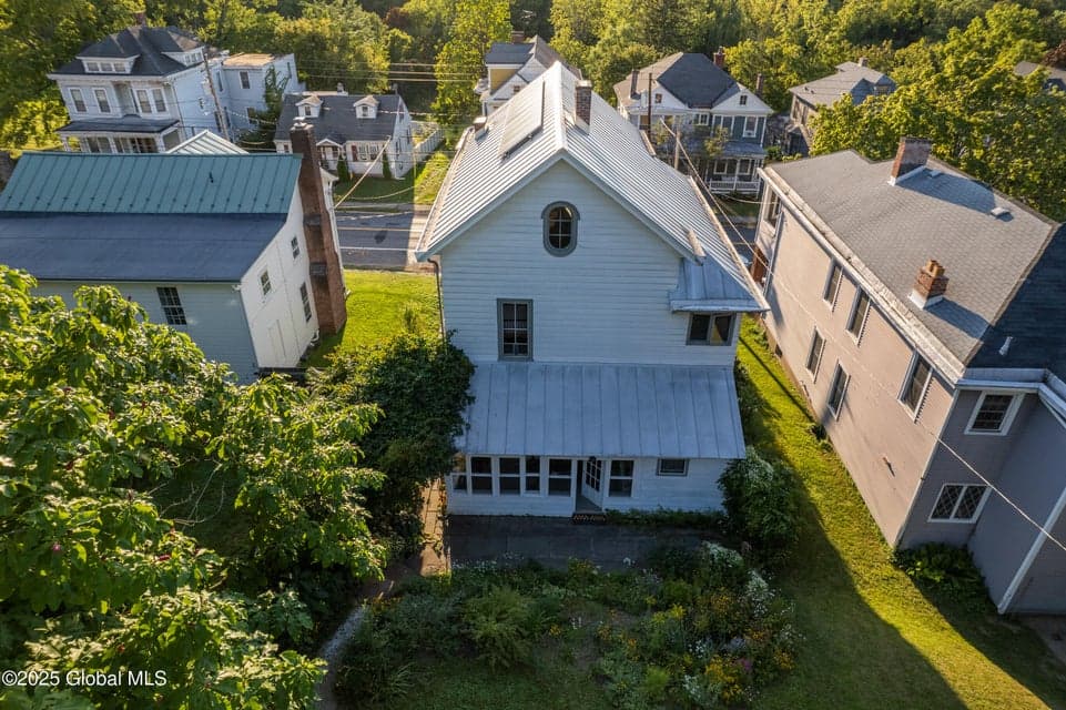 44 Worth Avenue, Hudson, NY, photo 3