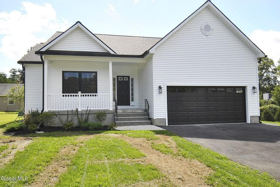 30 Booth Street, photo 1