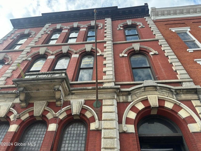 49 E Main Street, Amsterdam, NY, photo 4
