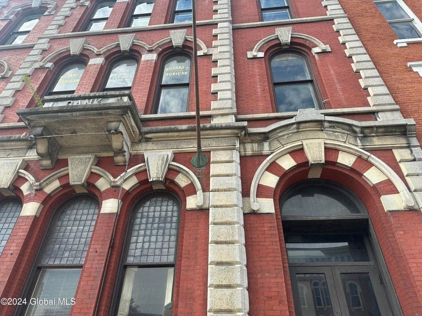 49 E Main Street, Amsterdam, NY, photo 5