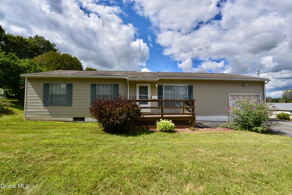 807 Fon Clair Street, photo 3