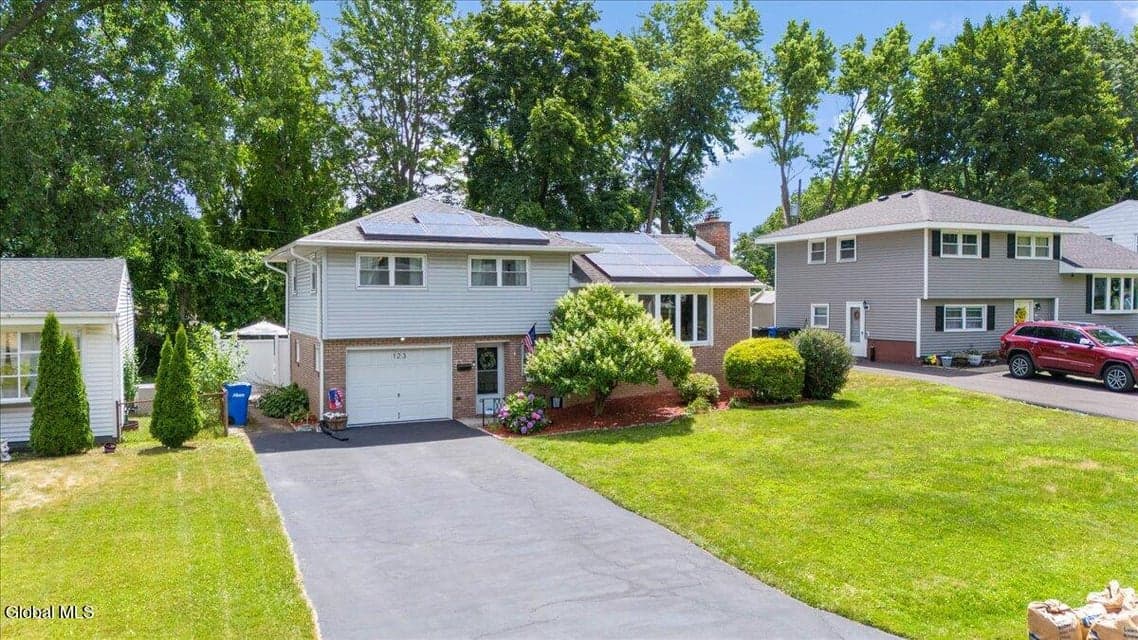 123 Daytona Avenue, photo 5