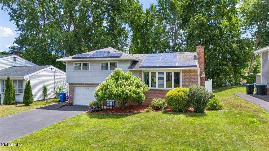 123 Daytona Avenue, photo 4