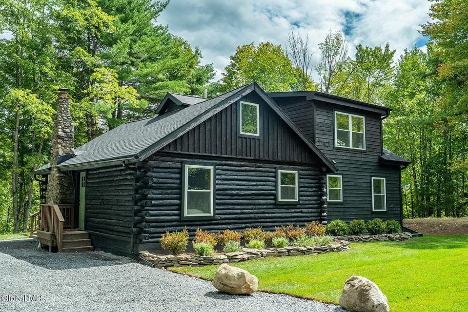 131 Powderhorn Way, photo 1