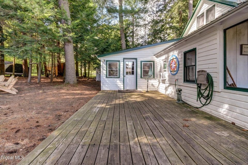 134 Lincoln Avenue, photo 5