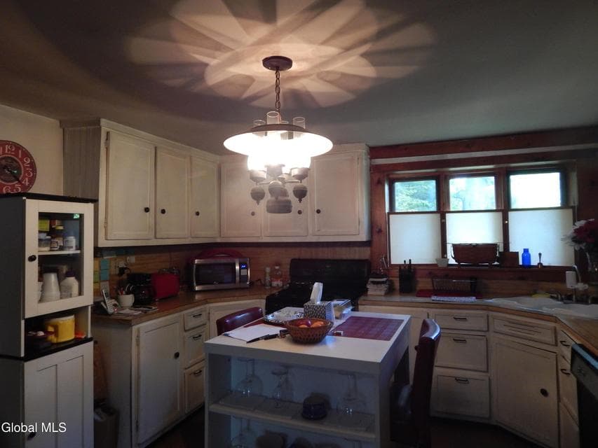 725 Mountain Road, photo 5