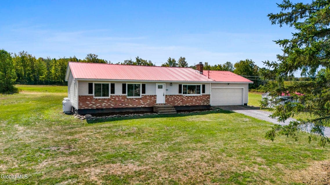 581 Salsburg Road, photo 1