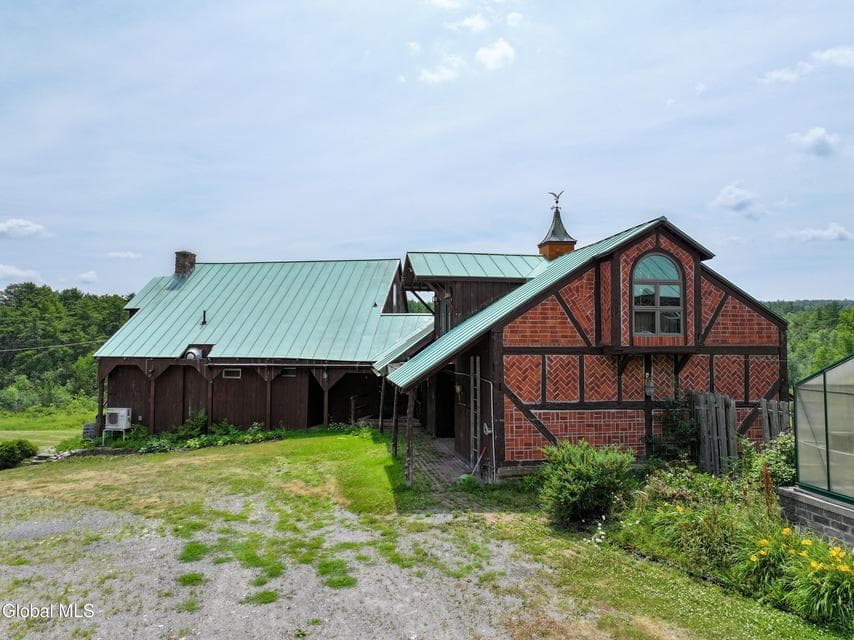 128 Craig Road, photo 2