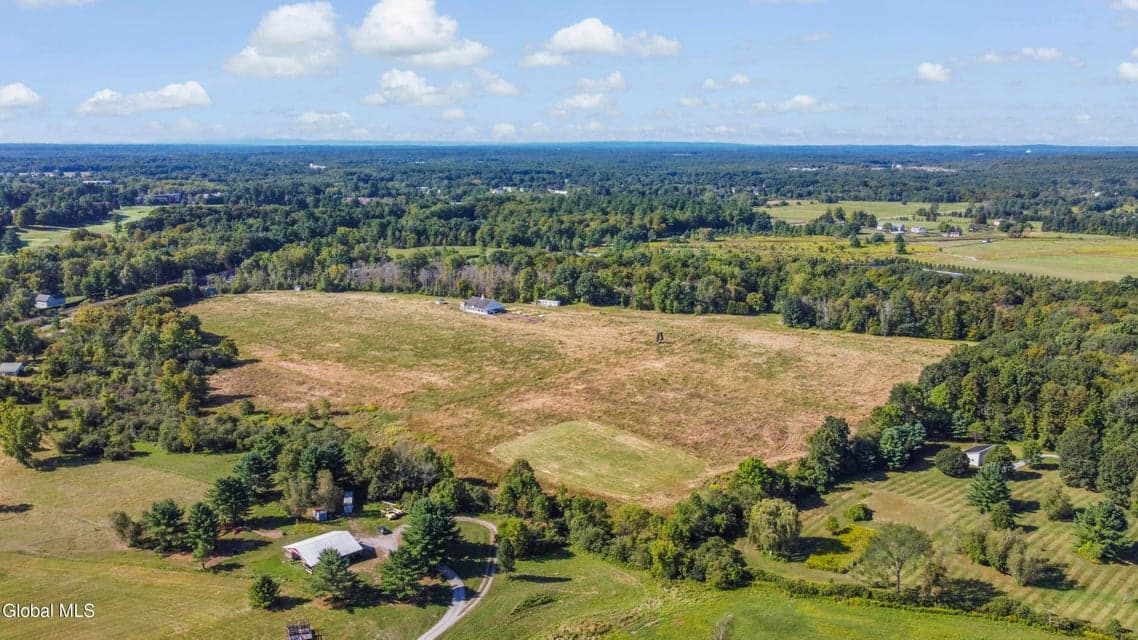 2 Bloomfield Road, Greenfield, NY, photo 5