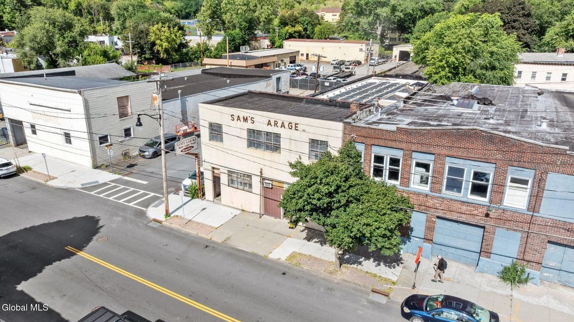 493 S Pearl Street, Albany, NY, photo 3