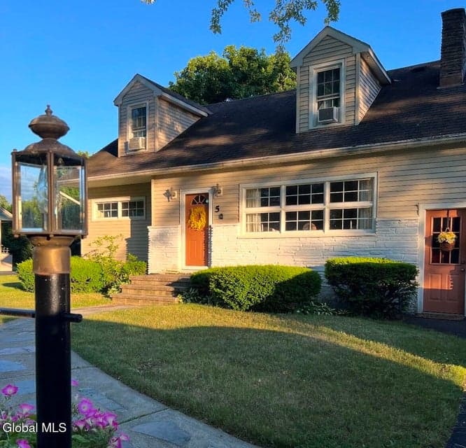 5 McNamara Drive, photo 2