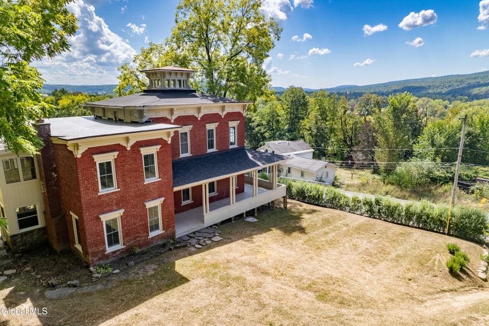 8 Mountain Street, photo 5