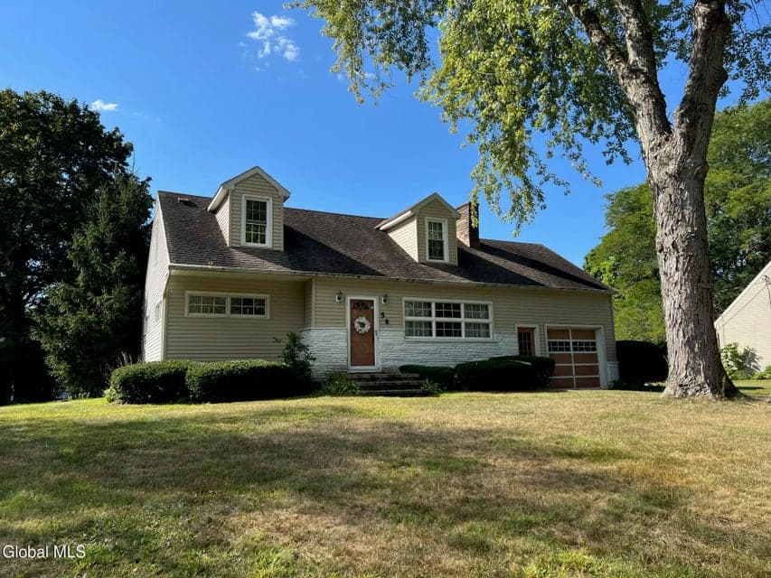 5 McNamara Drive, photo 1