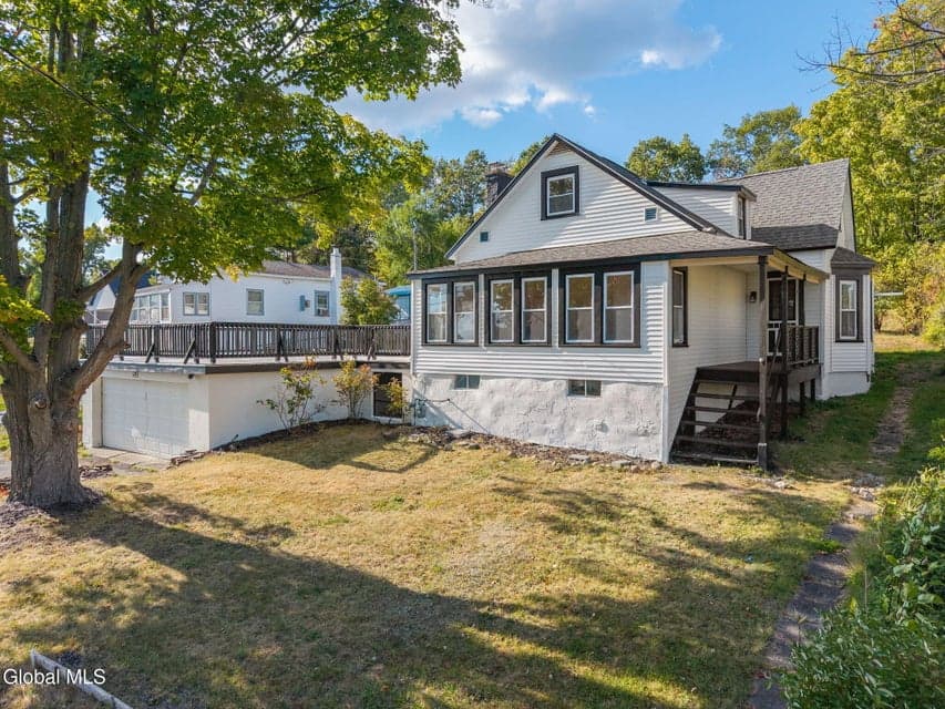 178 Pershing Avenue, photo 3