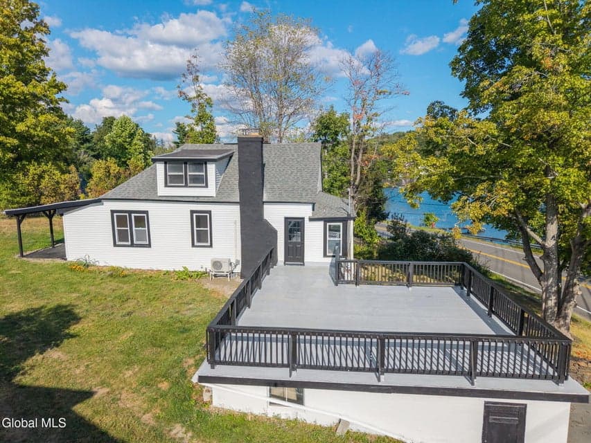 178 Pershing Avenue, photo 1