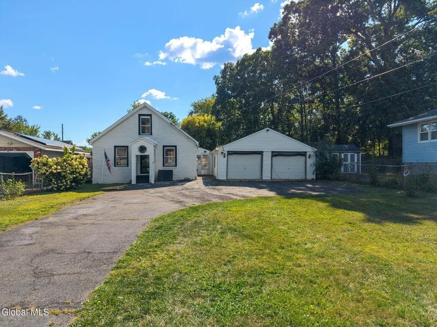 29 Massachusetts Avenue, photo 1