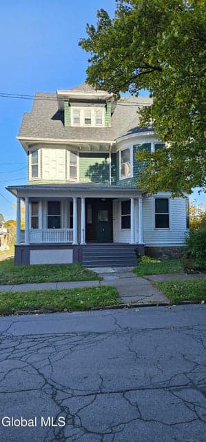4 Watson Place, photo 2