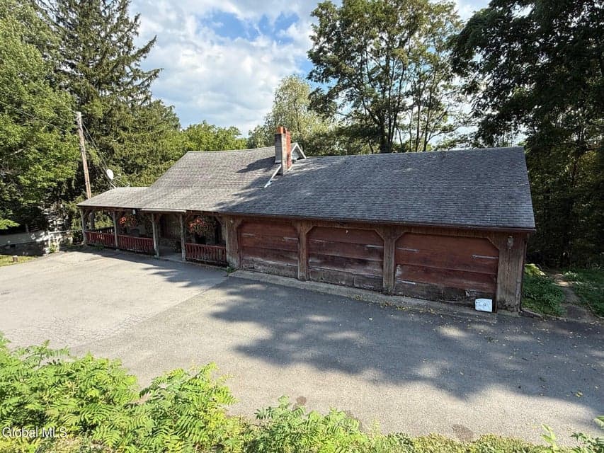 1898 Brookview Road, photo 2
