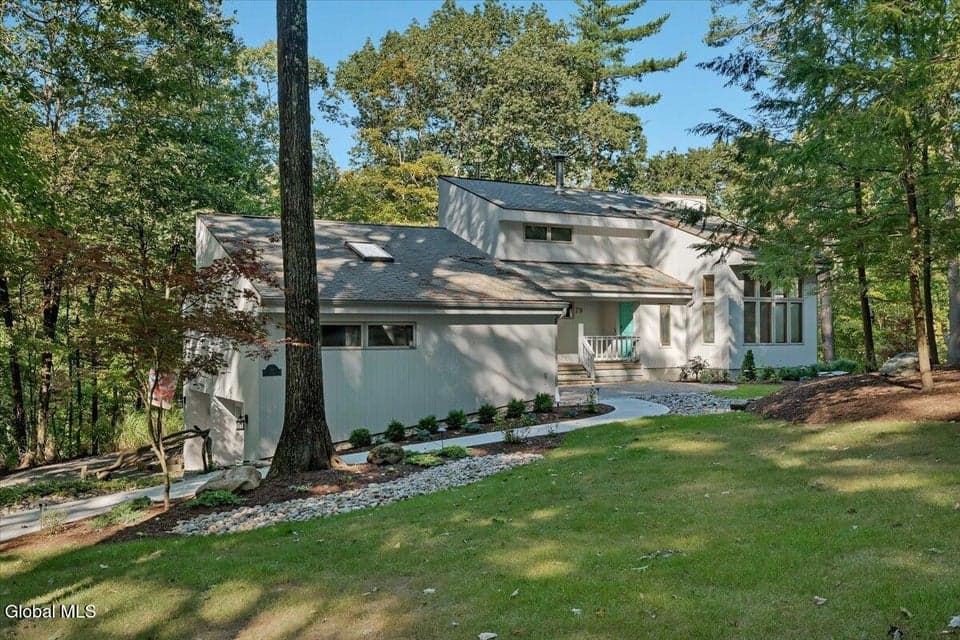 79 Cole Lane, photo 1