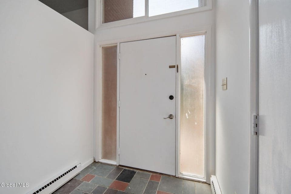 122 Lincoln Avenue, photo 3