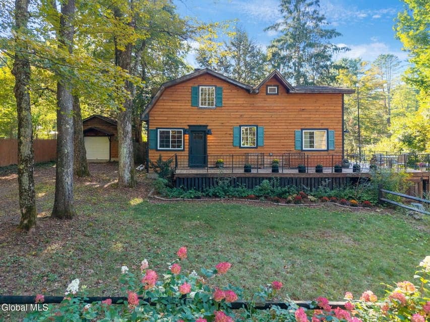 5623 Lake Road, photo 1
