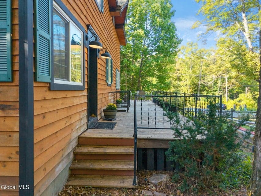 5623 Lake Road, photo 5