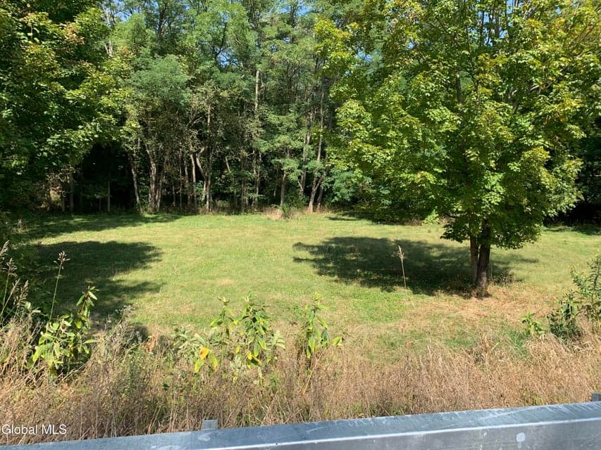 453 Main Avenue, North Greenbush, NY, photo 3