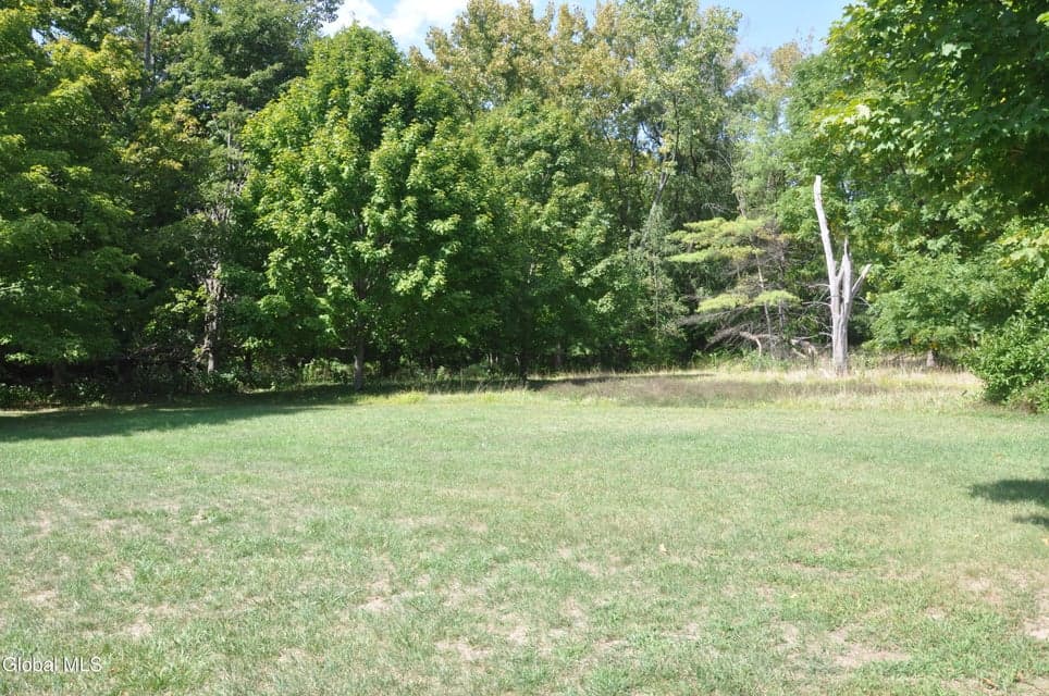 453 Main Avenue, North Greenbush, NY, photo 4