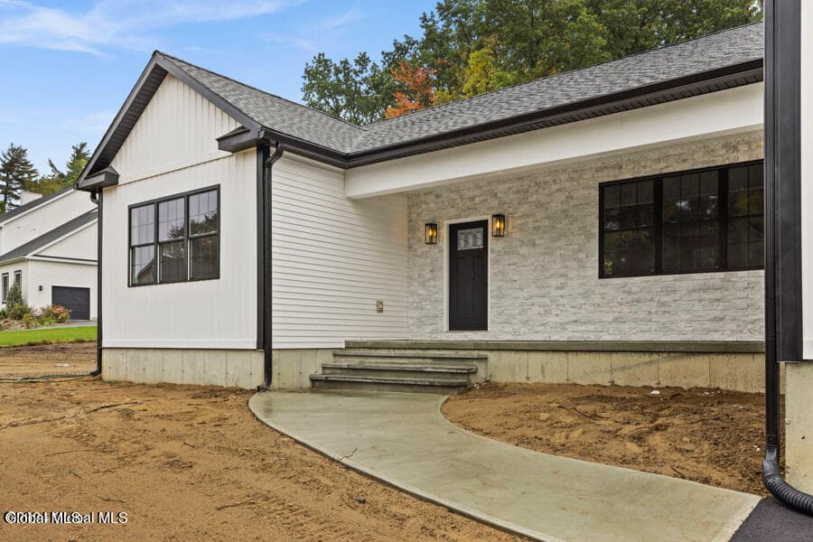 222 Briarwood Court, photo 4