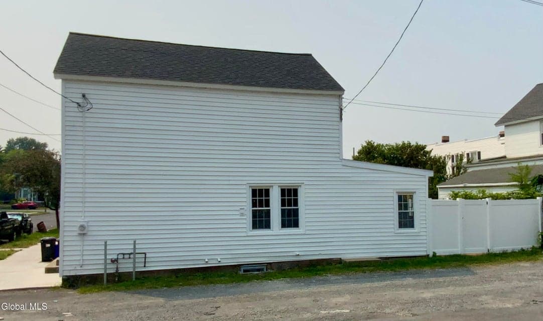 201 15th Street, photo 3