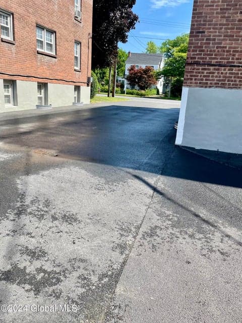 948 Washington Avenue, Albany, NY, photo 4