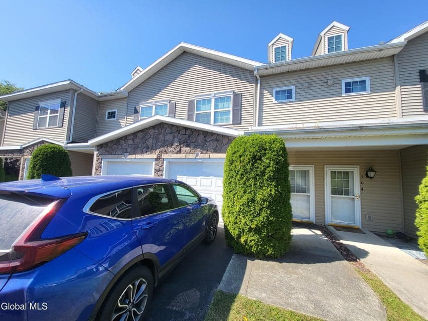 303 Avalon Place, 303, Cohoes, NY 12047, photo 1