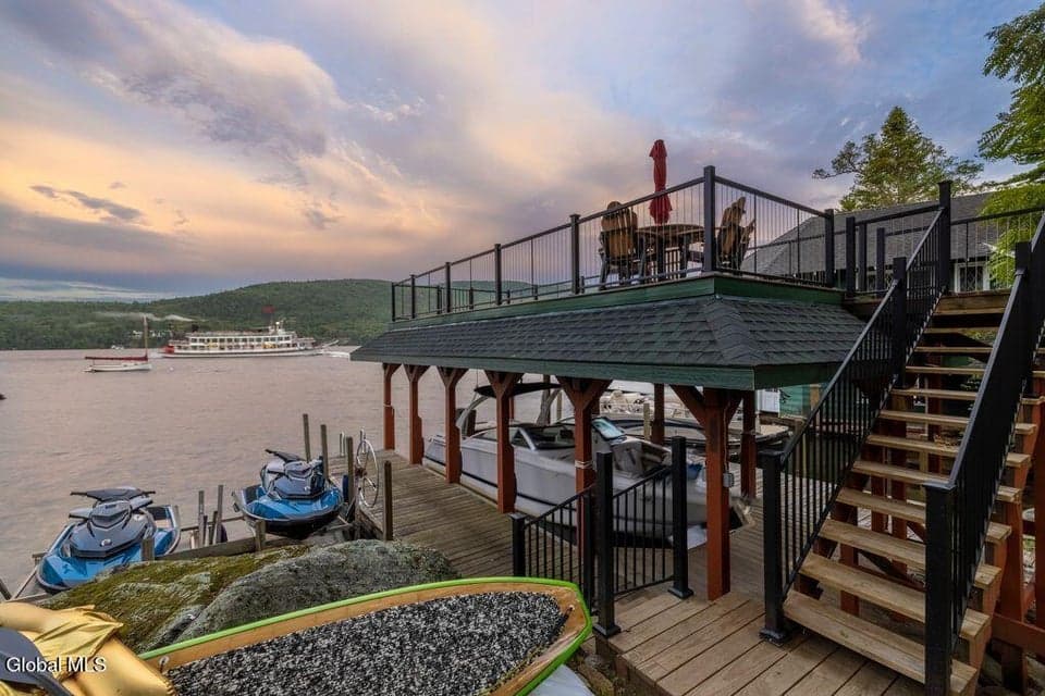 44 Christiana Court, photo 1