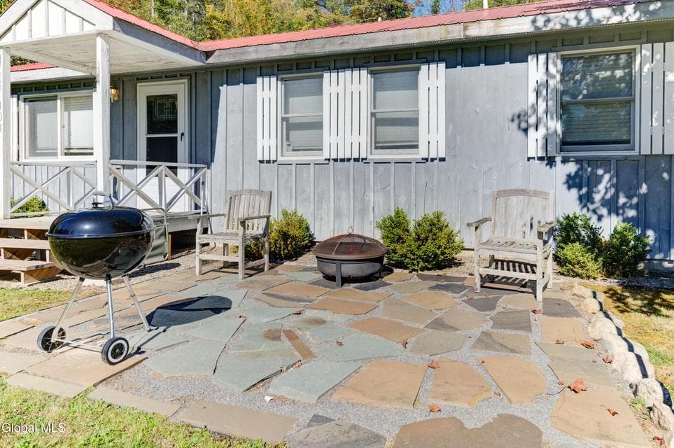 104 Marion Avenue, photo 3