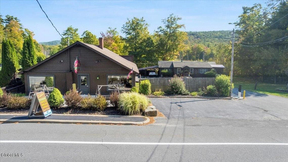 72 State Route 9N, photo 1