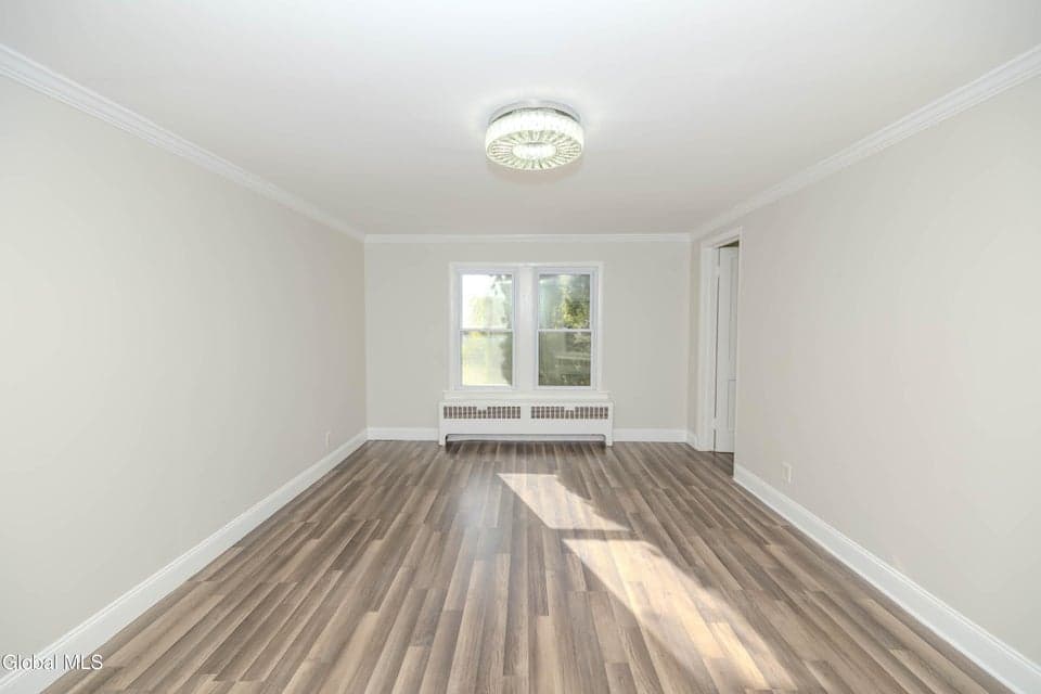 78 Spruce Street, photo 3