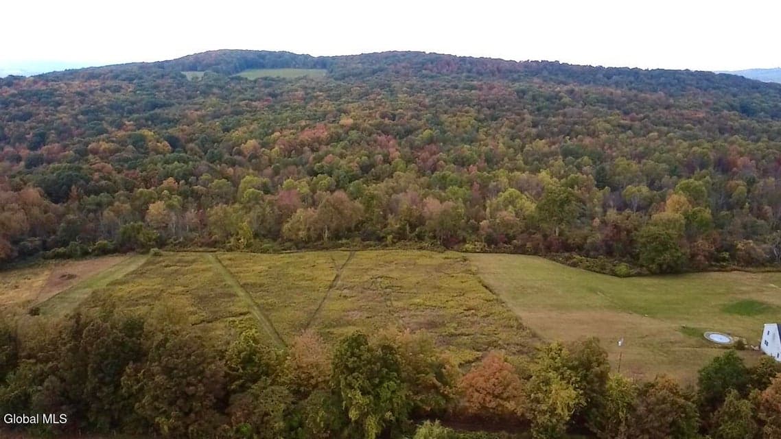 185 State Line Road, Hoosick Falls, NY, photo 1