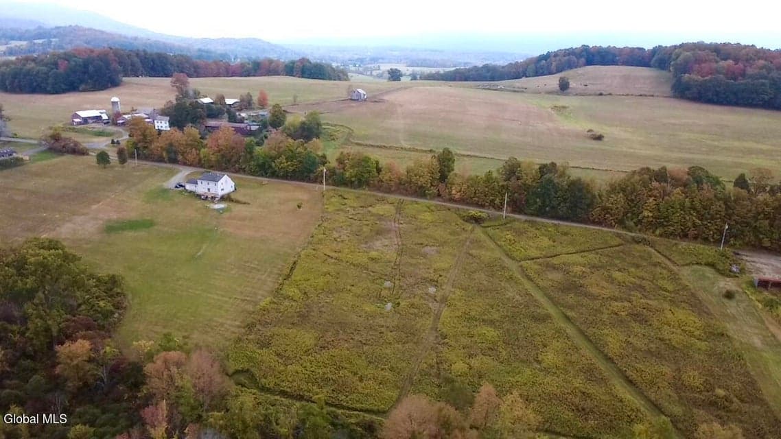 185 State Line Road, Hoosick Falls, NY, photo 4