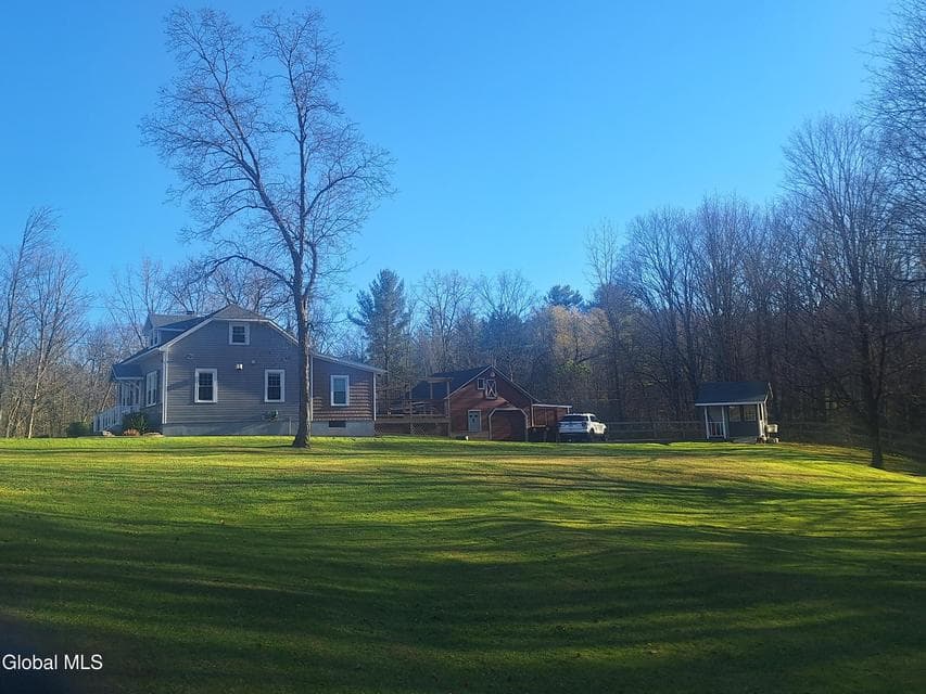 325 Route 423, Saratoga Springs, NY 12866, photo 2