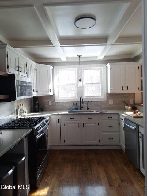 325 Route 423, Saratoga Springs, NY 12866, photo 5