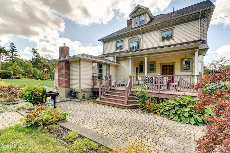 353 Guy Park Avenue, Amsterdam, NY, photo 4