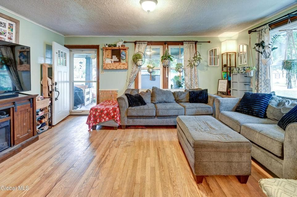 45 Lafayette Street, photo 3
