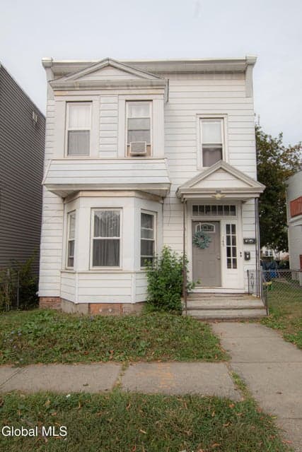 145 6th Avenue, photo 1