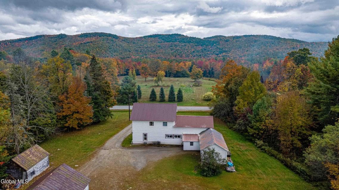 95 Lane Road, photo 1