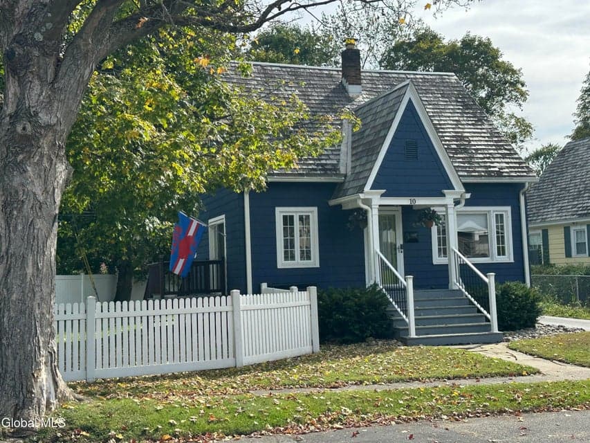10 Fowler Avenue, Glens Falls, NY, photo 2