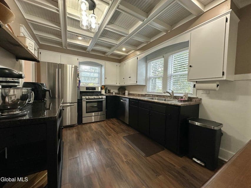 10 Fowler Avenue, Glens Falls, NY, photo 4