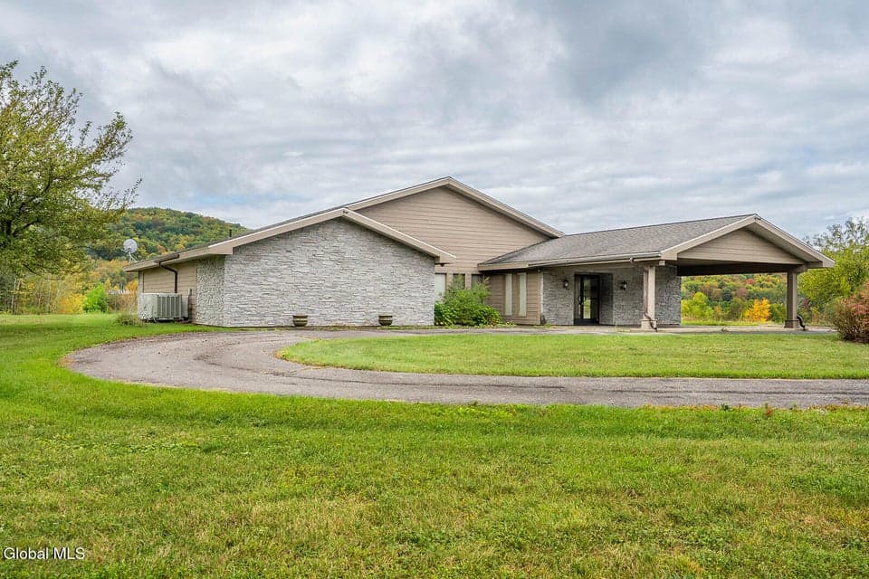 7365 State Route 22, Hebron, NY, photo 1