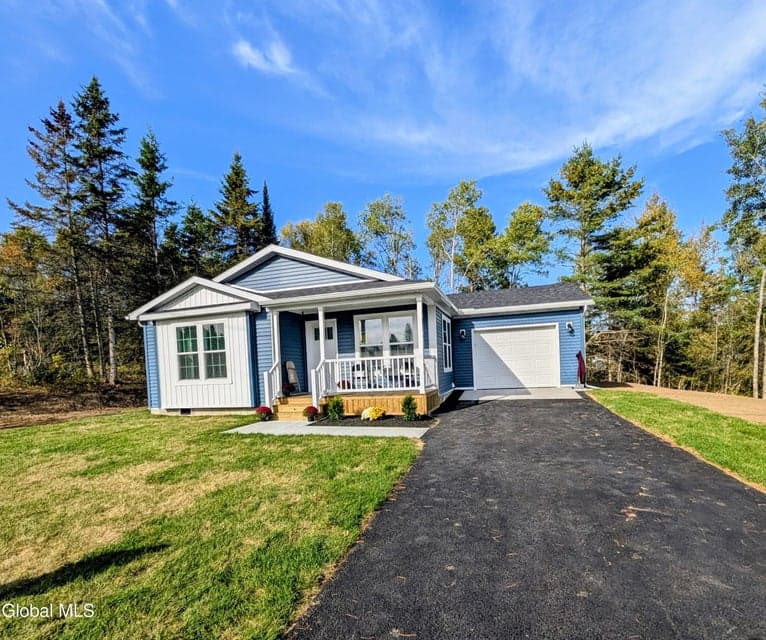 10 Colden Place, Newcomb, NY, photo 1