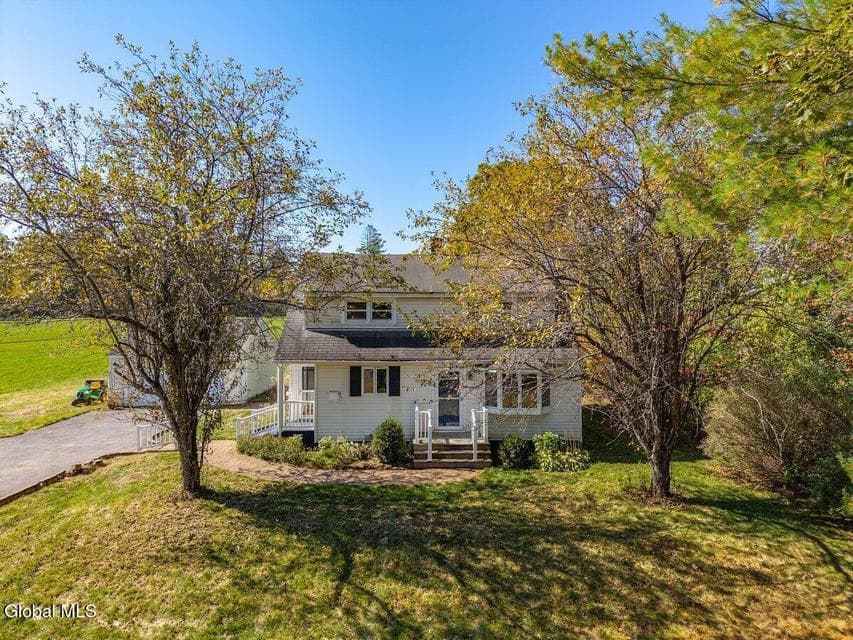 325 Hop City Road, photo 1