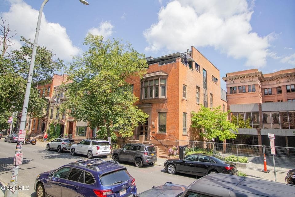 28 2nd Street, Troy, NY 12180